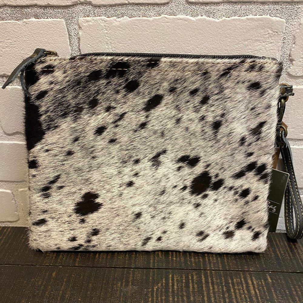 HAIRON AND LEATHER BAG